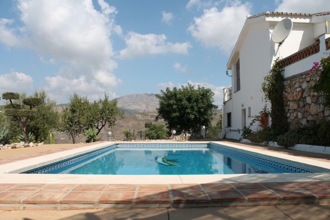 Casa Arts Guest Rooms Alcaucín المظهر الخارجي الصورة